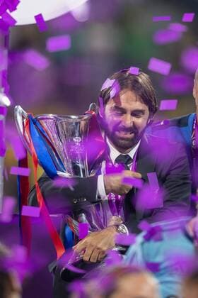 Reynald Pedros Coach of Lyon with Trophy during the UEFA Women s Champions League Final match between VfL Wolfsburg 1-4 Olympique Lyon at Valeriy Lobanovskyi Dynamo Stadium in Kiev, Ukraine, on May 24, 2018. Noxthirdxpartyxsales  (78857217)