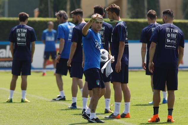 Photo Maro Bucco - LaPresseMay 25th, 2018 Coverciano - Florence, ItalySportNational A retreatIn the pic: The Italian Team and Roberto Mancini during this morning training session at the technical center of Coverciano  Copyright: xMarcoxBuccox-xLaPressex