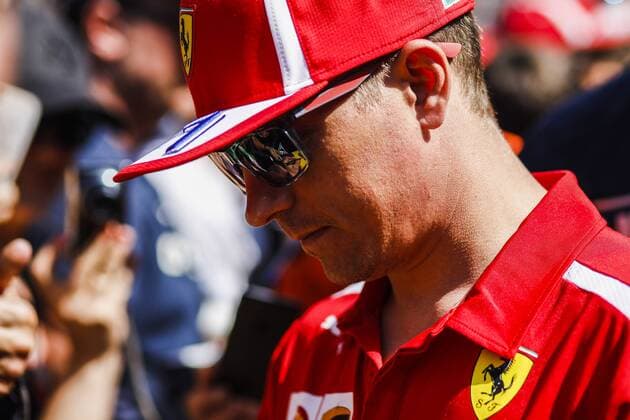 May 25, 2018 - Montecarlo, Monaco - 07 Kimi Raikkonen from Finland Scuderia Ferrari SF71H portraitForce India mechanics pushing the 31 Esteban Ocon from France Force India F1 VJM11 car during the Monaco Formula One Grand Prix at Monaco on 25th of May, 2018 in Montecarlo, Monaco. F1 Grand Prix of Monaco - Previews  - ZUMAn230 20180525_zaa_n230_881 Copyright: xXavierxBonillax