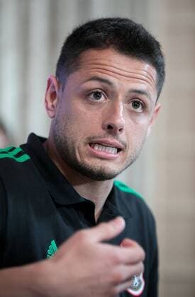 May 25, 2018 - Los Angeles, California, U.S - Javier Chicharito Hernandez of Mexico s World Cup squad responds to questions from journalists during Mexico Media Day on Friday May 25, 2018 in Beverly Hills, California ahead a pre-World Cup soccer friendly against Wales in Pasadena on May 28. Mexico Soccer Team Media Day - ZUMAp124 20180525_zaa_p124_503 Copyright: xJavierxRojasx