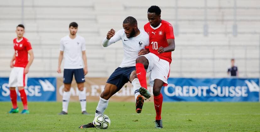 25.05.2018 Tissot Arena Biel , SCHWEIZ , Fussball Länderspiel U21 U 21 Schweiz - Frankreich Olivier Ntcham (li,Frankreich U21) gegen Dimitri Oberlin (Schweiz U21)