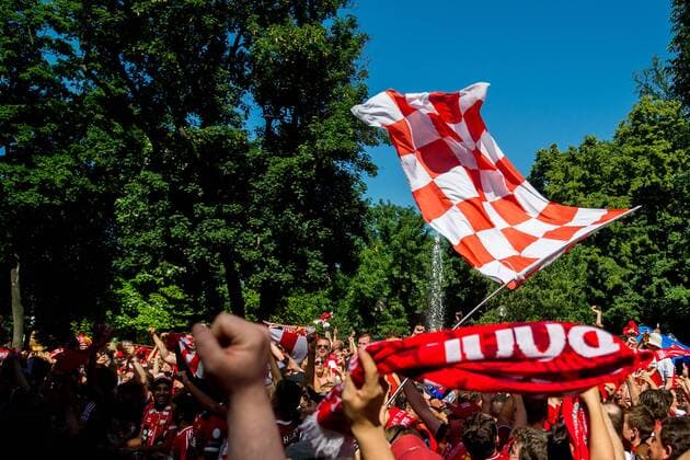 180526 Fans of Liverpool ahead of the UEFA Champions League final between Real Madrid and Liverpool on May 26, 2018 in Kyiv. Photo: Vegard Wivestad Gr¿tt BILDBYRN kod VG 170178 Copyright: VEGARDxWIVESTADxGR¯TT BB180526BB180