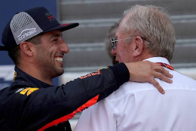 Formel 1, GP Monaco, Ricciardo im Qualifying vor Vettel und Hamilton Photo4 LaPresse 26 05 2018 Monte Carlo, Monaco Grand Prix Formula One Monaco 2018 In the pic: pole position Daniel Ricciardo (AUS) Red Bull Racing RB14 and Helmut Marko (AUT), Red Bull Racing, Red Bull Advisor  Copyright: xPhoto4 LaPressex