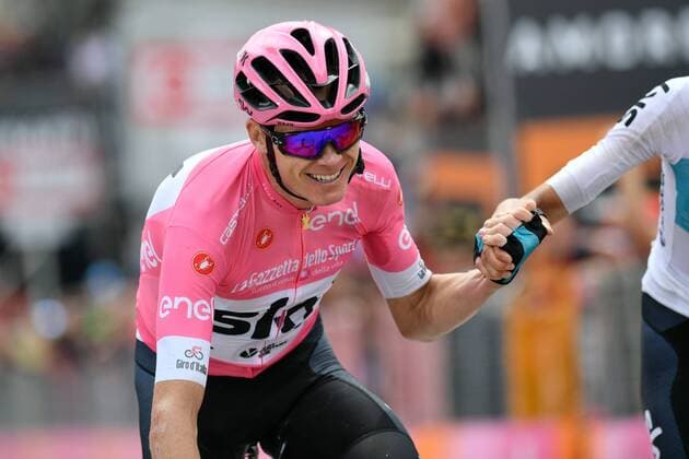 Giro d Italia, Chris Froome verteidigt Gesamtwertung auf der 20. Etappe Photo Gian Mattia D Alberto - LaPresse 2018-05-26 CERVINIA (Italy) Cycling Giro d Italia 2018 - 101th edition - stage 20 SUSA - CERVINIA In the pic: YATES Simon Philip (GBR) (MITCHELTON - SCOTT) , pink jersey  Copyright: xGianxMattiaxD Alberto LaPressex