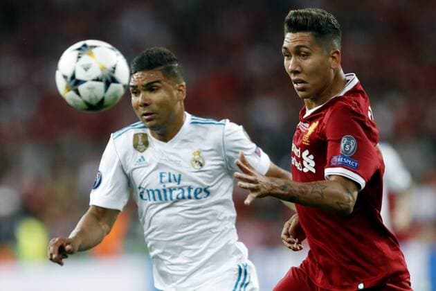 Fußball, CL Finale, Real Madrid - FC Liverpool (L-R) Casemiro of Real Madrid, Roberto Firmino of Liverpool FC during the UEFA Champions League final between Real Madrid and Liverpool on May 26, 2018 at NSC Olimpiyskiy Stadium in Kyiv, Ukraine UEFA Champions League 2017 2018 xVIxVIxImagesx xMauricexvanxSteenxIVx 11042390