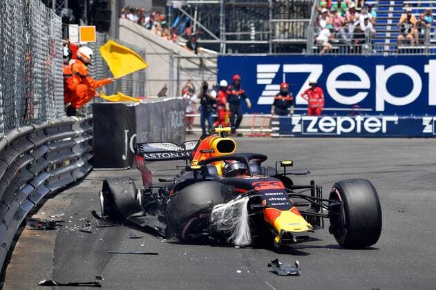 Themen der Woche - SPORT KW21 Crash, Max Verstappen, Red Bull Racing, formula 1 GP, Monaco 26.05.2018 Photo:mspb Jean Petin Crash, Max Verstappen, formula 1 GP, Monaco 2018