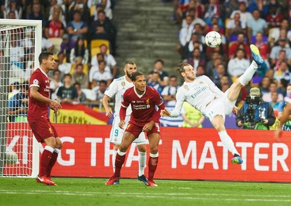 Fußball, CL Finale, Real Madrid - FC Liverpool Gareth BALE, Real Madrid 11 Torschuss, schiesst das Tor zum 2-1 REAL MADRID - FC LIVERPOOL Fussball UEFA Champions League, Finale, Kiew, Ukraine, May 26, 2018 CL Season 2017 2018