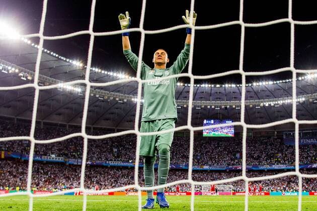 180526 Goalkeeper Keylor Navas of Real Madrid celebrates 2-1 during the UEFA Champions League final between Real Madrid and Liverpool on May 26, 2018 in Kyiv. Photo: Vegard Wivestad Gr¿tt BILDBYRN kod VG 170178 Copyright: VEGARDxWIVESTADxGR¯TT BB180526ZA046