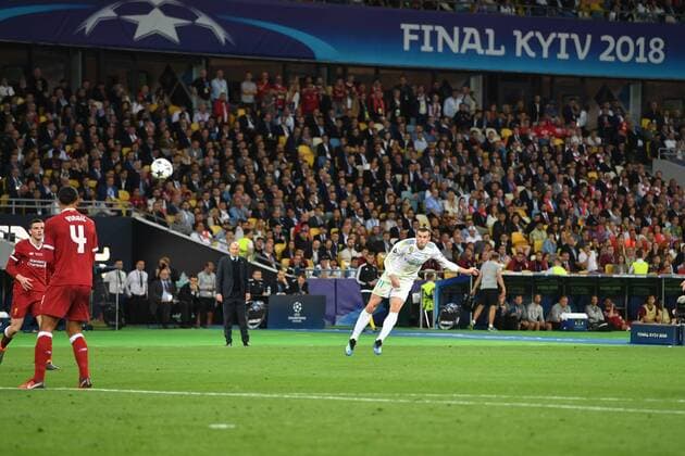 Gareth BALE (Real Madrid,re) schiesst das Tor zum 3-1,Aktion,Torschuss. Fussball Champions League Finale 2018 Real Madrid-FC Liverpool 3-1, Saison2017 18, am 26.05.2018, Stadion NSK Olimpiyskyi