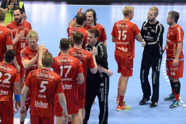 Jubel, freude nach dem Sieg; Nebojsa Simic (Torwart MT Melsungen) (M), Arjan Arnoldus Haenen (R) --- Handball --- 1. Bundesliga --- MT Melsungen vs Fuechse Berlin --- 27.05.2018, Handball --- 1. Bundesliga --- MT Melsungen vs Fuechse Berlin --- 27.05.2018 Kassel Copyright: xSippel xEibner-Pressefotox EP_rsl