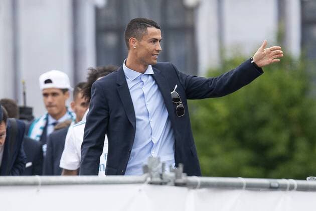 Fußball, CL-Sieger Real Madrid wird in Madrid gefeiert Real Madrid Cristiano Ronaldo during the celebration of the Thirteen Champions League at Cibeles Fountain in Madrid, Spain. May 27, 2018.  (20180528016)