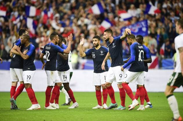 joie des joueurs de l equipe de France apres le but de Nabil Fekir (Fra) FOOTBALL : echauffement - France vs Eire - Match Amical - 28 05 2018 JBAutissier Panoramic 