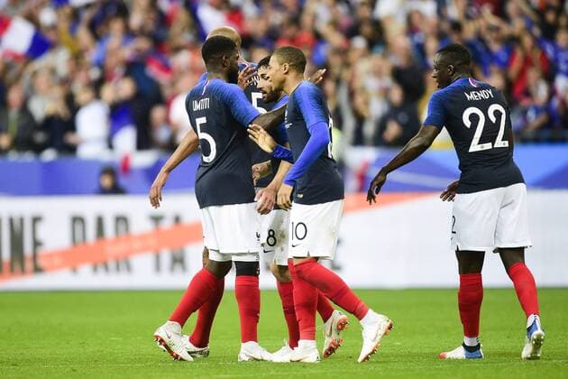 joie des joueurs de l equipe de France apres le but de Nabil Fekir (Fra) FOOTBALL : echauffement - France vs Eire - Match Amical - 28 05 2018 JBAutissier Panoramic 