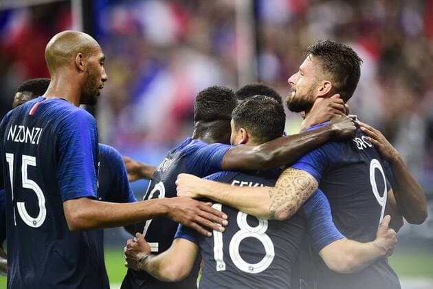 joie des joueurs de l equipe de France apres le but d Olivier Giroud (Fra) FOOTBALL : echauffement - France vs Eire - Match Amical - 28 05 2018 JBAutissier Panoramic 