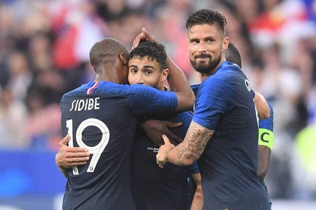 09 OLIVIER GIROUD (FRA) - 18 NABIL FEKIR (FRA) - JOIE FOOTBALL : France vs Republique d Irlande - Match de preparation - 28 05 2018 FEP Panoramic 
