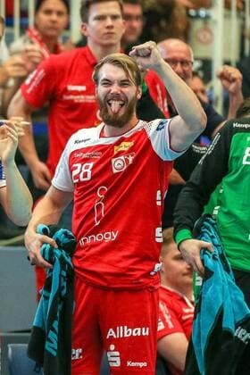 Malte Seidel (Essen 28) jubelt nach einem Tor mit ausgestreckter Zunge und geballter Faust beim Spiel TUSEM Essen vs. Wilhelmshavener HV, Handball, 2. Bundesliga, 02.06.2018 TUSEM Essen vs. Wilhelmshavener HV, Handball, 2. Bundesliga, 02.06.2018 Essen Copyright: xEIBNER MarioxHommesx EP_MHS