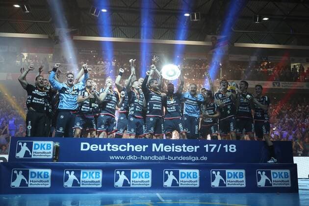 Themen der Woche - SPORT KW22 Bilder des Tages - SPORT SG Flensburg-Handewitt - Frisch auf Goeppingen, Handball; Flensburg, 03.06.18 Flensburg, 03.06.18, Handball, Bundesliga, Saison 2017 2018, SG Flensburg-Handewitt - Frisch auf Goeppingen :SG Flensburg-Handewiit feiert die Meisterschaft 2017 2018 *** SG Flensburg Handewitt Fresh on Goeppingen Handball Flensburg 03 06 18 Flensburg 03 06 18 Handball Bundesliga Season 2017 2018 SG Flensburg Handewitt Fresh on Goeppingen SG Flensburg Handewit celebrates the 2017 championship 2017 2018 xmmkx