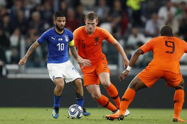 (l-r) Lorenzo Insigne of Italy, Matthijs de Ligt of Holland, Ryan Babel of Holland during the International Friendly Länderspiel match between Italy and The Netherlands at Allianz Stadium on June 04, 2018 in Turin, Italy International friendly match 2017 2018 xVIxVIxImagesx xMauricexvanxSteenxIVx 11130927
