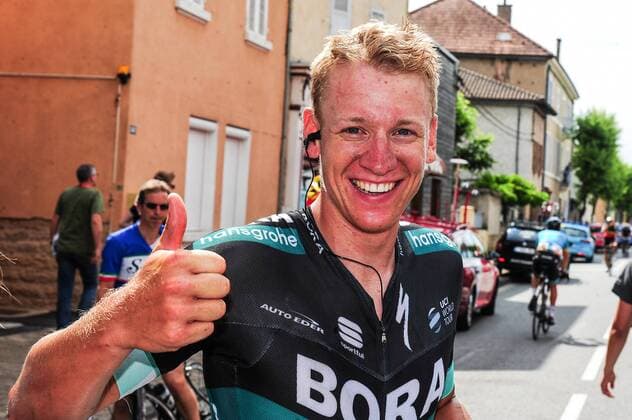 Criterium du Dauphine, Pascal Ackermann gewinnt 2.Etappe Pascal Ackermann ( GER BORA-hansgrohe ) gewinnt die 2.Etappe des Criterium du Dauphine und holt damit nach seinem Etappensieg bei der Tour de Romandie in diesem Jahr seinen zweiten grossen Sieg - Jubel - Freude - Emotionen - Querformat - quer - horizontal - Veranstaltung Event: 70. Criterium du Dauphine - 2.Etappe Stage 2: Montbrison to Belleville en Beaujolais 180.5 km - Ort Place: Belleville en Beaujolais - Departement Rhone - France Frankreich - Europa Europe - Datum Date: 05.06.2018