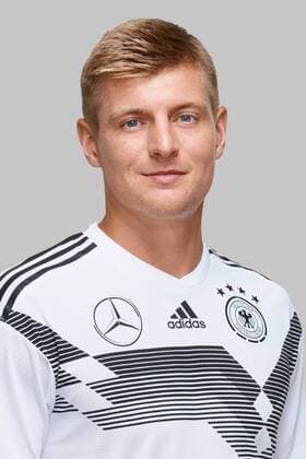 WM 2018, Fototermin DFB Nationalteam Fußball Offizieller Fototermin Deutsche Nationalmannschaft am 05.06.2018 im Fußballzentrum Rungg Eppan Toni Kroos ( Deutschland )