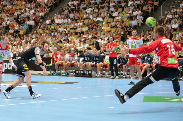06.06.2018, xemx, Handball Testspiel, Deutschland - Norwegen, emspor, v.li: Uwe Gensheimer (Deutschland 3) und Espen Christensen (Norwegen 16) Muenchen