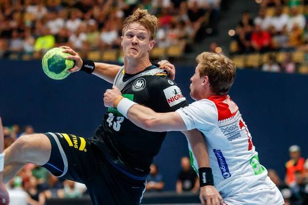Muenchen, Deutschland, 06.06.2018, Handball Laenderspiel der Maenner, Deutschland - Norwegen, Niclas Pieczkowski (GER) und Goran S. Johannessen (NOR) im Zweikampf ( DeFodi507