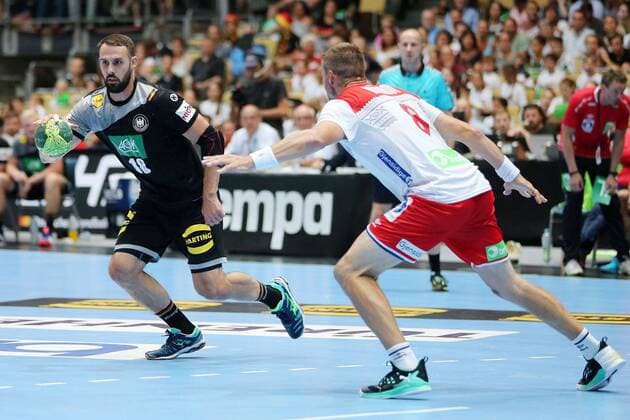 Tim Kneule (GER) und Bjarte Myrhol (NOR) waehrend dem Laenderspiel der Handball Maenner zwischen Deutschland und Norwegen am 06.06.18 in der Olympiahalle Muenchen. Testspiel, Handball Maenner Deutschland - Norwegen Muenchen Copyright: xEIBNER MarcelxEngelbrechtx EP_MET