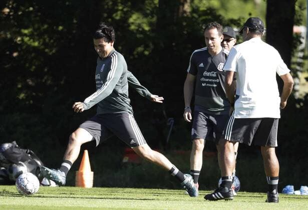 June 6, 2018 - EUM20180606DEP23.JPG.COPENHAGUE, Dinamarca, Soccer Futbol-Seleccion Mexicana.- Entrenamiento de la Seleccion Mexicana, en el Complejo deportivo del estadio Brondby, este 6 de junio de 2018, previo al partido a disputarse ante su similar de Dinamarca este sabado. Foto: Agencia EL UNIVERSAL Luis Cortes MAR. Latin News: June 6, 2018 Copyright: xLuisxCortesx