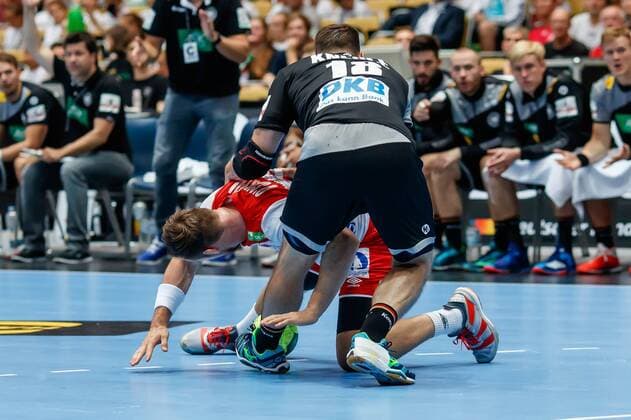 Muenchen, Deutschland, 06.06.2018, Handball Laenderspiel der Maenner, Deutschland - Norwegen, Christian O Sullivan (NOR) und Tim Suton (GER) im Zweikampf ( DeFodi507