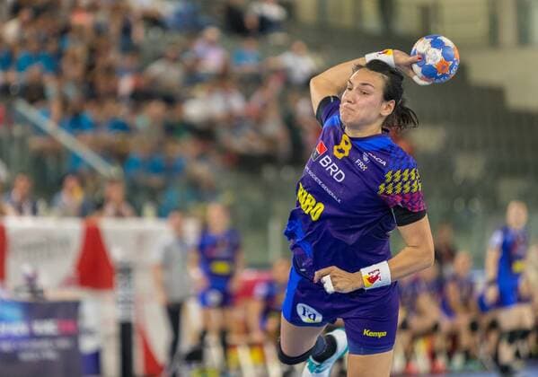 31.05.2018, Tiroler Wasserkraft Arena, Innsbruck, AUT, EHF EM Qualifikation, Frauen, Oesterreich vs Rumaenien im Bild Cristina Georgiana Neagu (ROU) during EHF Womens European Championship EM Europameisterschaft Qualification match between Austria an Romania, at the Tiroler Wasserkraft Arena in Innsbruck, Austria on 2018 05 31. Innsbruck