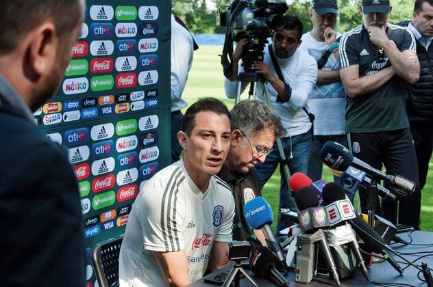 Mexican National Soccer Team s head coach, Colombian Juan Carlos Osorio (R), and midfielder Andres Guardado (L) address a press conference PK Pressekonferenz at Brondby s Stadium, Denmark, 08 June 2018. Mexico prepares for FIFA World Cup WM Weltmeisterschaft Fussball championship running in Russia from 14 June to 15 July 2018. Mexican national team Nationalteam s presser in Brondby !ACHTUNG: NUR REDAKTIONELLE NUTZUNG!  Copyright: xRicardoxRamirezx GRAF6066 20180608-636640592069299870