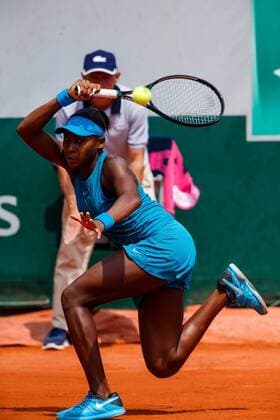 PARIS, FRANCE - JUNE 09: CORI GAUFF (USA) during day fourteen match of the 2018 French Open 2018 on June 9, 2018, at Stade Roland-Garros in Paris, France. (Photo by Chaz Niell Icon Sportswire) TENNIS: JUN 09 French Open Icon180609135 EDITORIAL USE ONLY