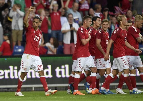 WM 2018, Testspiel, Dänemark - Mexiko Yussuf Yurary Poulsen fra Danmark jubler efter sin scoring til 1-0 under venskabs landskampen i fodbold mellem Danmark og Mexico paa Broendby Stadion, loerdag den 9. juni 2018. , Broendby Denmark  Copyright: ©LarsxMoeller LarsxMoellerx COP102 spdk20180609-221747-L