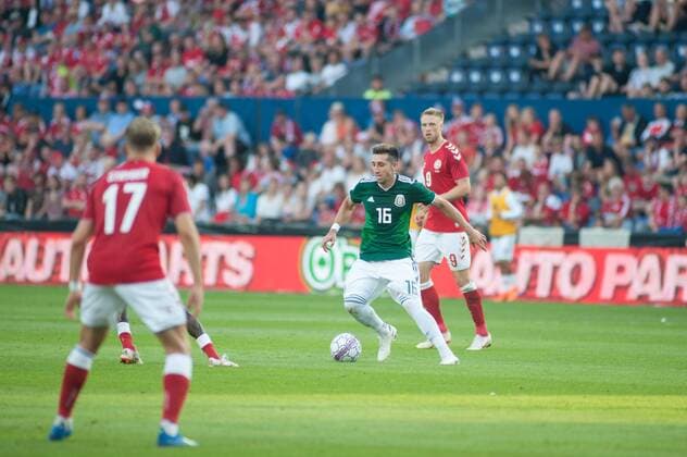 WM 2018, Testspiel, Dänemark - Mexiko Mexico s Hector Herrera (C) controls the ball during the International Friendly Länderspiel soccer match between Denmark and Mexico in Brondby, Denmark, 09 June 2018. Denmark vs Mexico !ACHTUNG: NUR REDAKTIONELLE NUTZUNG!  Copyright: xRicardoxRamírezx COP 20180610-636641863005824182