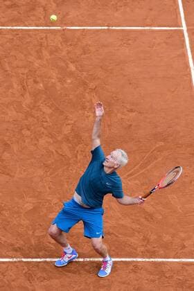 John McEnroe (usa) TENNIS : Internationaux de France de Roland Garros 2018 - Finale trophee des legendes messieurs - Paris - 10 06 2018 JBAutissier Panoramic 