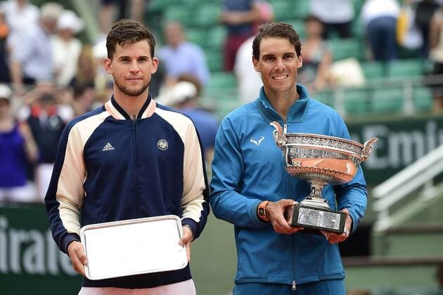 Dominic Thiem (Aut) Rafael Nadal (Esp) avec le trophee TENNIS : Internationaux de France de Roland Garros 2018 - Finale simple Messieurs - Paris - 10 06 2018 JBAutissier Panoramic 