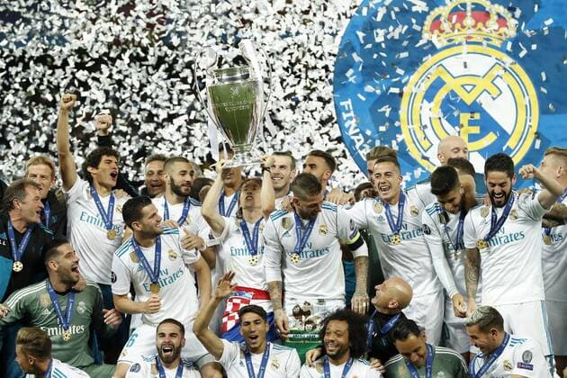 (L-R) Jesus Vallejo of Real Madrid, goalkeeper Kiko Casilla of Real Madrid, Marcos Llorente of Real Madrid, Karim Benzema of Real Madrid, Nacho of Real Madrid, Daniel Carvajal of Real Madrid, Raphael Varane of Real Madrid, Gareth Bale of Real Madrid, Luka Modric of Real Madrid, Achraf Hakimi of Real Madrid, Sergio Ramos of Real Madrid with UEFA Champions League trophy, Coupe des clubs Champions Europeens, Marcelo of Real Madrid, goalkeeper Luca Zidane of Real Madrid, Lucas Vazquez of Real Madrid, goalkeeper Keylor Navas of Real Madrid, Mateo Kovacic of Real Madrid, Marco Asensio of Real Madrid, Theo Hernandez of Real Madrid, Toni Kroos of Real Madrid, Isco of Real Madrid, Casemiro of Real Madrid, Dani Ceballos of Real Madrid during the UEFA Champions League final between Real Madrid and Liverpool on May 26, 2018 at NSC Olimpiyskiy Stadium in Kyiv, Ukraine UEFA Champions League 2017 2018 xVIxVIxImagesx xMauricexvanxSteenxIVx 11175876