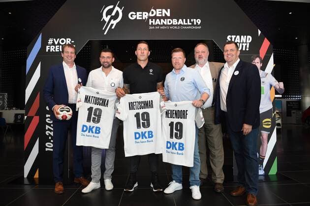 Handball, Herren, Weltmeisterschaft 2019 in Deutschland und Dänemark, Vorstellung der Berliner WM-Botschafter, Aleksander Dzembritzki (Staatssekretär für ) Torsten Mattuschka, Stefan Kretschmar, Andreas Neuendorf, DHB-Präsident Andreas Michelmann, Matthias Auth (Leiter OK Berlin), 11.06.18, Copyright: xMichaelxHundtx xMatthiasxKochx