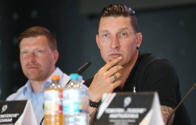 Berlin, Mercedes-Benz-Arena , 11.06.18, Vorstellung der Berliner Handball-WM-Botschafter anlaesslich der Handball Weltmeisterschaft 2019 Bild: v.l. Ex-Herthaner Mittelfeldspieler Andreas Neuendorf, Ex-Handball-Nationalspieler Stefan Kretzschmar Vorstellung der Berliner Handball-WM-Botschafter