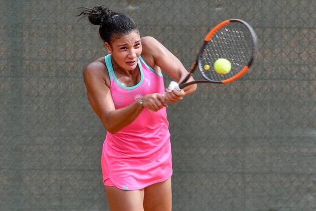 GER, ITF Womens Circuit, 6. ITF- Bredeney Ladies Open 2018 vom 11.-16. Juni, im Bild 11.06.2018, Verein Tennisclub Bredeney e.V. Essen ITF Womens Circuit, 6. ITF- Bredeney Ladies Open 2018 vom 11.-16. Juni, im Bild , im Bild Sandra Samir (EGY) beim Rückhandschlag