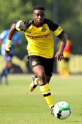 Borussia Dortmund vs Bayer 04 Leverkusen, B-Junioren Halbfinal Rückspiel, 10.06.2018 Youssoufa Moukoko (Borussia Dortmund 18) beim B-Junioren Halbfinal Rückspiel Borussia Dortmund und Bayer Leverkusen am 10.06.2018, , Dortmund NRW Deutschland Brackel *** Borussia Dortmund vs Bayer 04 Leverkusen B Juniors semi-final second leg 10 06 2018 Youssoufa Moukoko Borussia Dortmund 18 at the B junior semi-final second leg Borussia Dortmund and Bayer Leverkusen at 10 06 2018 Dortmund NRW Germany Brackel