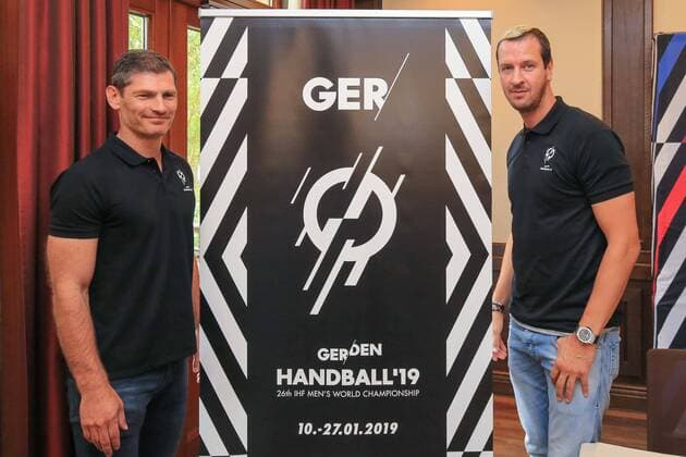 Bilder des Tages - SPORT Deutschland , Hamburg , Handball DHB , Lindner Park-Hotel , PK Spielort Hamburg stellt seine Botschafter für die Handball-WM 2019 vor , Henning Fritz Pascal Hens