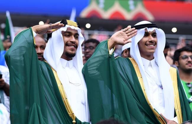 WM 2018, Fans FUSSBALL WM 2018 VORRUNDE GRUPPE A - EROEFFNUNGSSPIEL: Russland - Saudi-Arabien 14.06.2018 Fans aus Saudi-Arabien *** FIFA World Cup 2018 PRELIMINARY GROUP A OPENING GAME Russia Saudi Arabia 14 06 2018 Fans from Saudi Arabia 