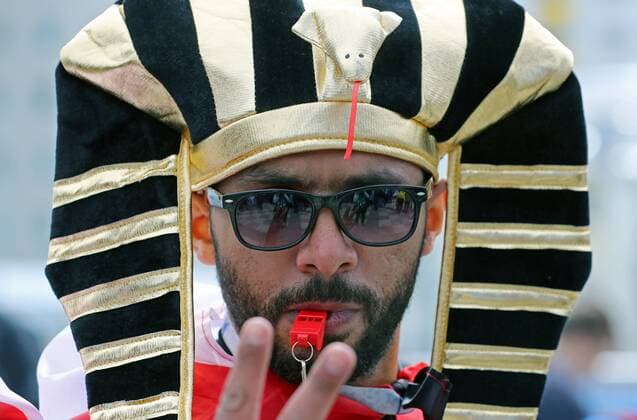 WM 2018, Fans YEKATERINBURG, RUSSIA - JUNE 15, 2018: Team Egypt s fan outside Ekaterinburg Arena Stadium ahead of the 2018 FIFA World Cup WM Weltmeisterschaft Fussball First Stage Group A match between Egypt and Uruguay. Sergei Savostyanov TASS  TS084552
