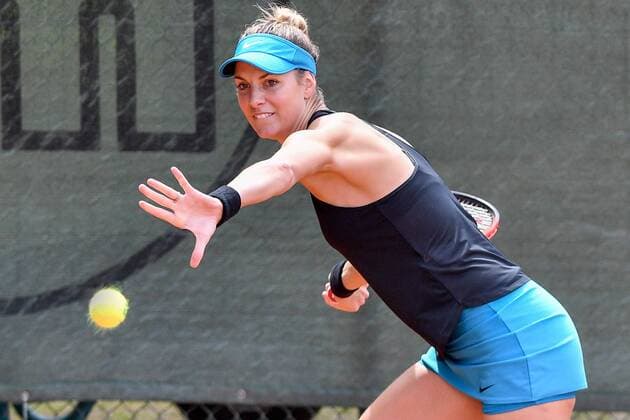 GER, ITF Womens Circuit, 6. ITF- Bredeney Ladies Open 2018 vom 11.-16. Juni 16.06.2018, Verein: Tennisclub Bredeney e.V. Essen (5037) Zeißbogen 29, 45133 Essen , Essen, GER, ITF Womens Circuit, 6. ITF- Bredeney Ladies Open 2018 vom 11.-16. Juni , im Bild Mandy Minella (LUX) beim Vorhandschlag
