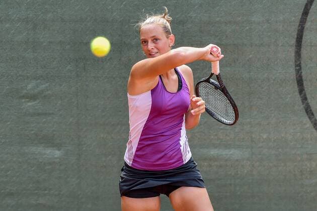 GER, ITF Womens Circuit, 6. ITF- Bredeney Ladies Open 2018 vom 11.-16. Juni 16.06.2018, Verein: Tennisclub Bredeney e.V. Essen (5037) Zeißbogen 29, 45133 Essen , Essen, GER, ITF Womens Circuit, 6. ITF- Bredeney Ladies Open 2018 vom 11.-16. Juni , im Bild Cindy BURGER (NED) beim Vorhandschlag