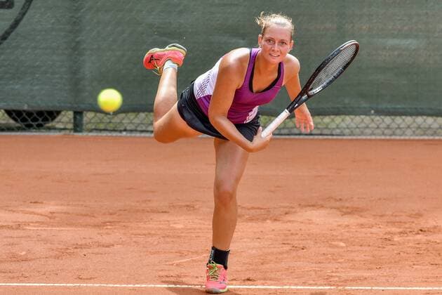 GER, ITF Womens Circuit, 6. ITF- Bredeney Ladies Open 2018 vom 11.-16. Juni 16.06.2018, Verein: Tennisclub Bredeney e.V. Essen (5037) Zeißbogen 29, 45133 Essen , Essen, GER, ITF Womens Circuit, 6. ITF- Bredeney Ladies Open 2018 vom 11.-16. Juni , im Bild Cindy BURGER (NED) beim Aufschlag