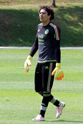 June 16, 2018 - EUM20180616DEP03.JPG .CIUDAD DE MEXICO. SoccerFutbol-Rusia 2018.- La Seleccion Mexicana iniciara su participacion en el Mundial Rusia 2018 este sabado 17 de junio de 2018, al medirse con el equipo de Alemania en el Estadio Luzhniki. El portero Guillermo Ochoa, entre los contemplados para la alineacion mexicana. Foto: Archivo Agencia EL UNIVERSALEELG Latin News: June 16, 2018  - ZUMAu78_ 20180616_zaf_u78_508 Copyright: xElxUniversalx