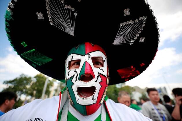 WM 2018, Fans A fan of Mexico national team Nationalteam poses in front Luzhiniki Stadium before the start of the FIFA World Cup WM Weltmeisterschaft Fussball 2018 Group F soccer match between Germany and Mexico, in Moscow, Russia, 17 June 2018. GERMANY VS. MEXICO !ACHTUNG: NUR REDAKTIONELLE NUTZUNG!  Copyright: xJosexMendezx FWC09-4 20180617-636648473196676518