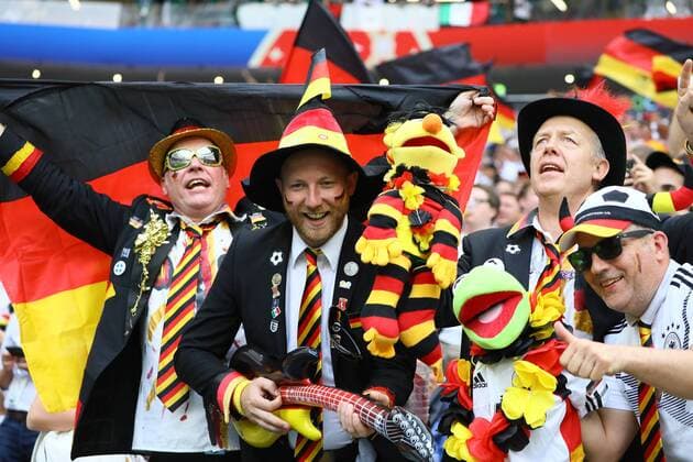 Deutsche Fans feiern - 17.06.2018: Deutschland vs. Mexico, Luschniki Stadium Moskau